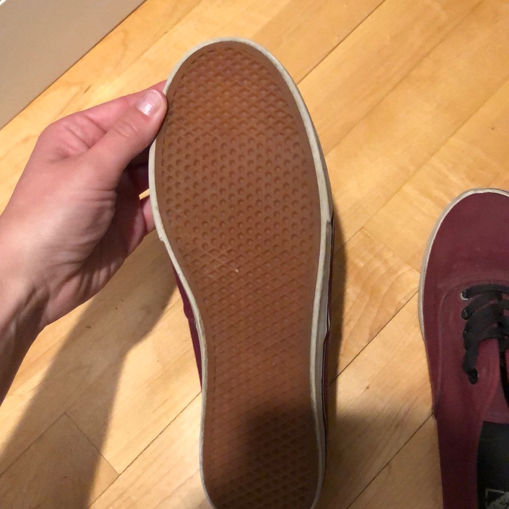 Vans - Picture 3 of 3